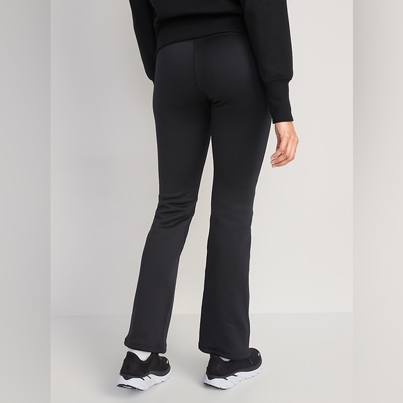 NWT Old Navy UltraCoze Fleece lined Flare Leggings - Picture 12 of 12